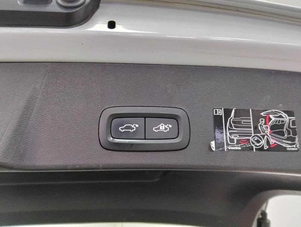 Volvo XC40 usata a Como (20)