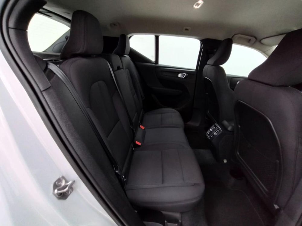 Volvo XC40 usata a Como (5)