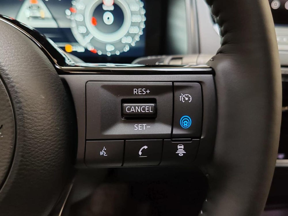 Nissan Qashqai nuova a Como (11)