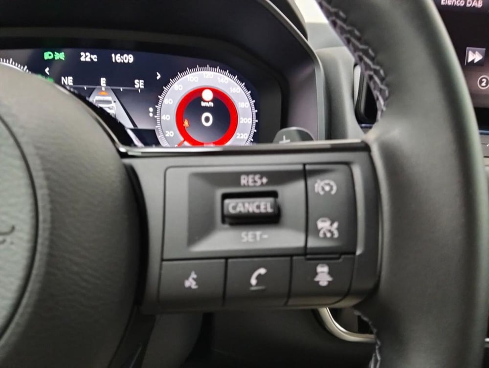 Nissan Qashqai usata a Como (12)
