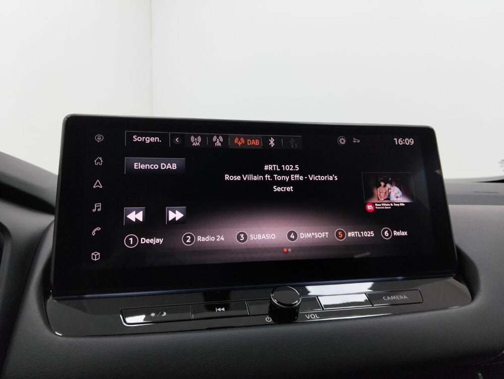 Nissan Qashqai usata a Como (14)