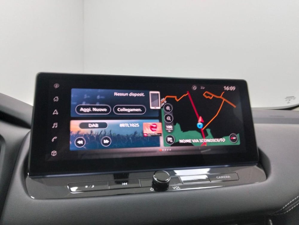 Nissan Qashqai usata a Como (17)