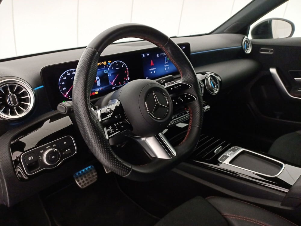 Mercedes-Benz Classe A usata a Bari (5)