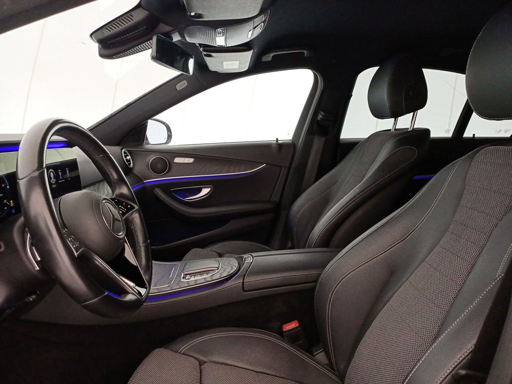 Mercedes-Benz Classe E usata a Bari (6)
