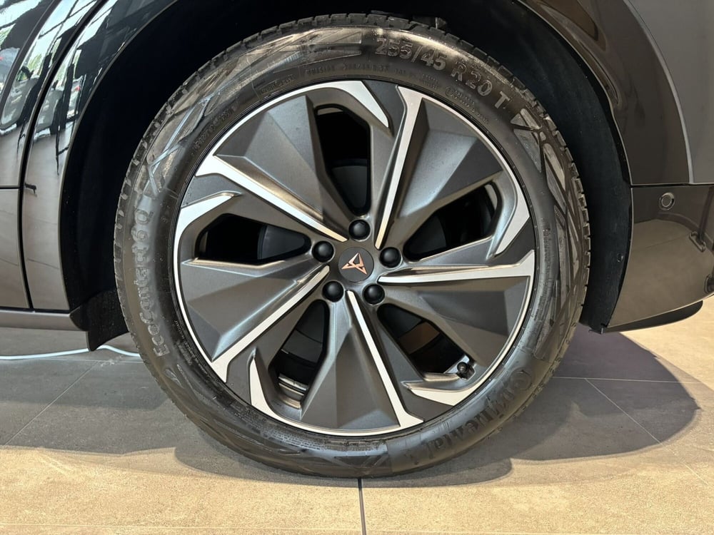 Cupra Tavascan nuova a Ferrara (7)