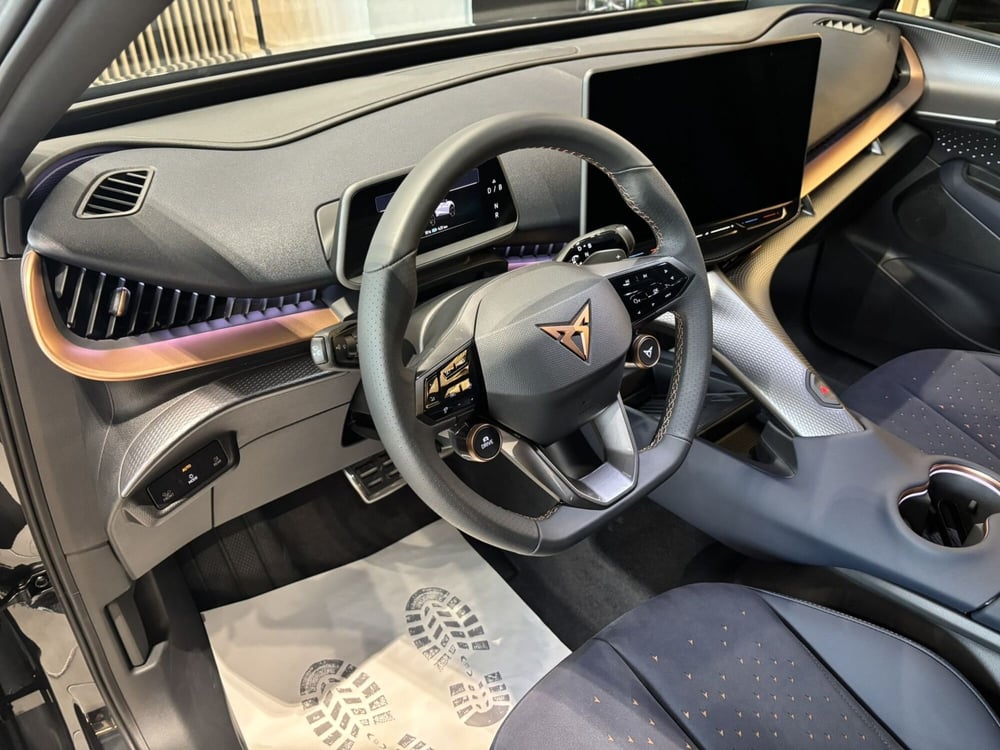 Cupra Tavascan nuova a Ferrara (9)