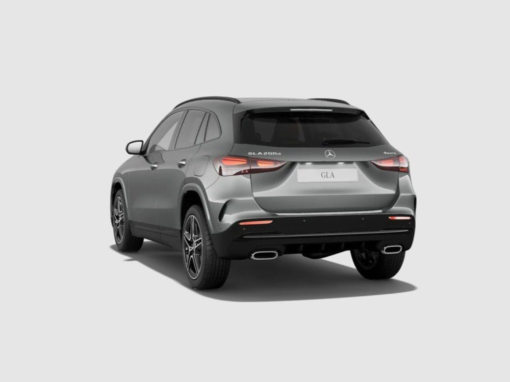 Mercedes-Benz GLA SUV nuova a Ancona (3)