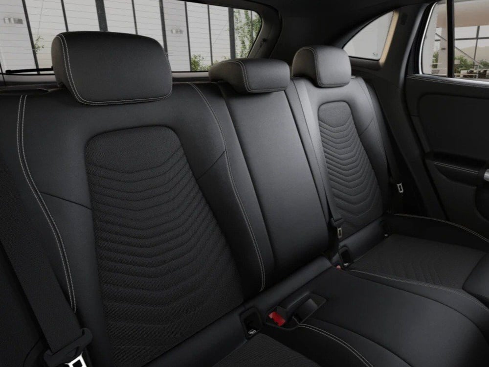 Mercedes-Benz GLA SUV nuova a Ancona (11)