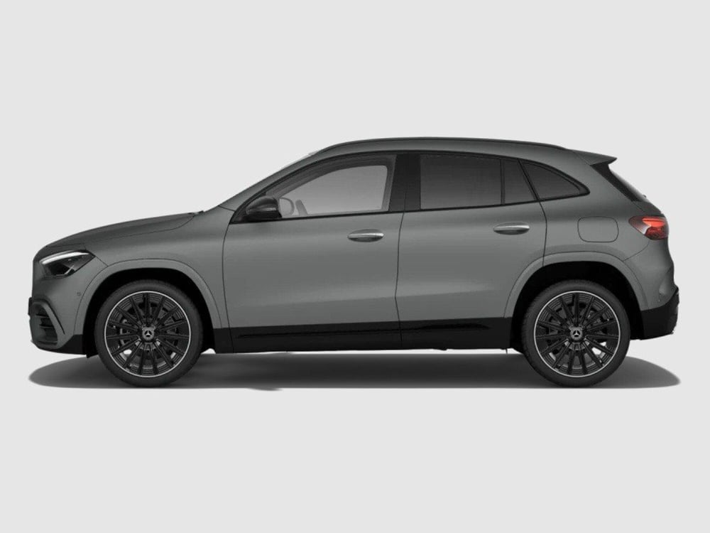 Mercedes-Benz GLA SUV nuova a Ancona (2)