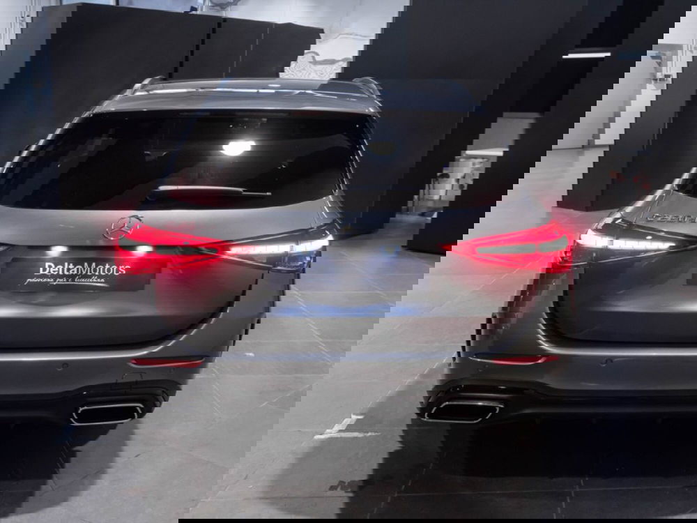 Mercedes-Benz Classe C Station Wagon nuova a Rimini (7)