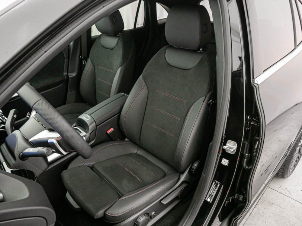 Mercedes-Benz EQA nuova a Macerata (10)