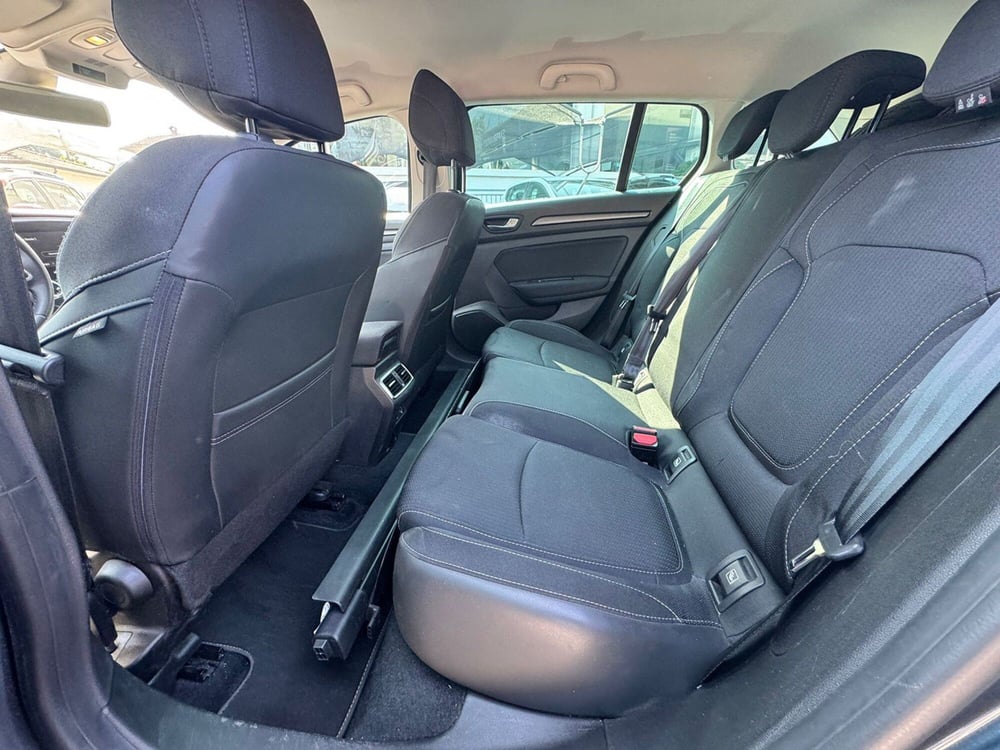 Renault Mégane Sporter usata a Pavia (8)