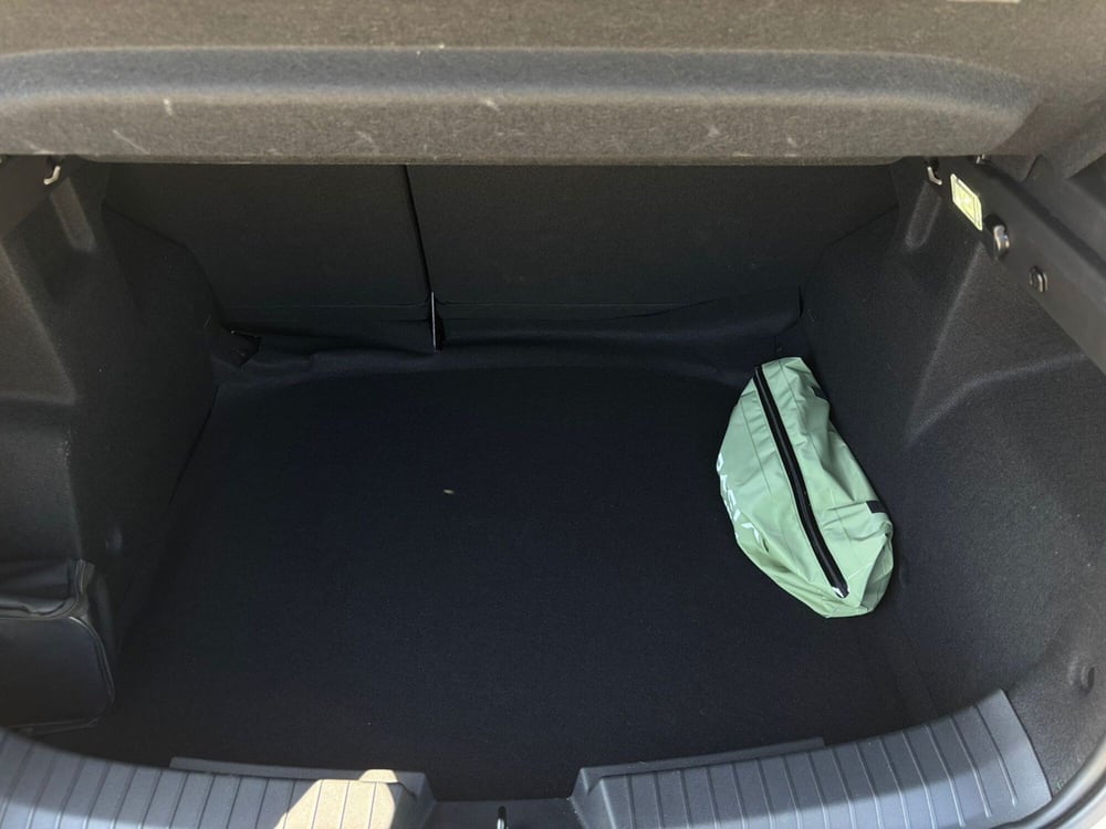 Dacia Duster usata a Pavia (10)