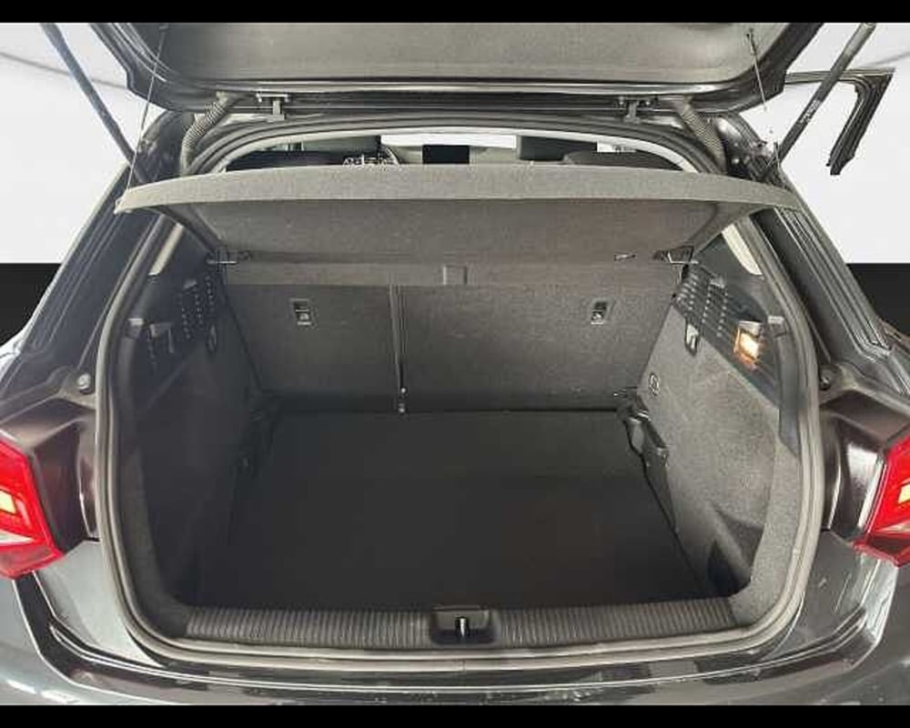 Audi Q2 usata a Roma (11)