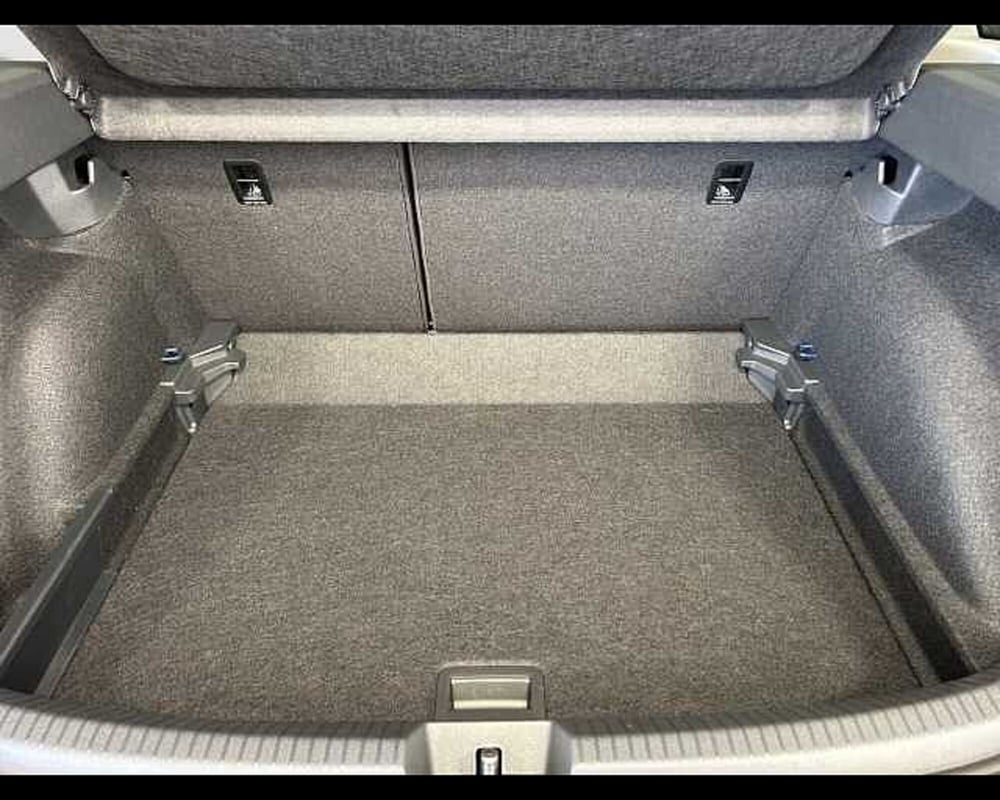 Volkswagen Taigo nuova a Roma (10)