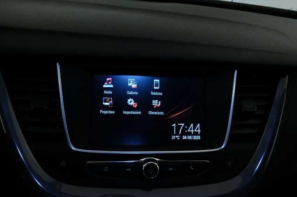 Opel Grandland X usata a Mantova (13)