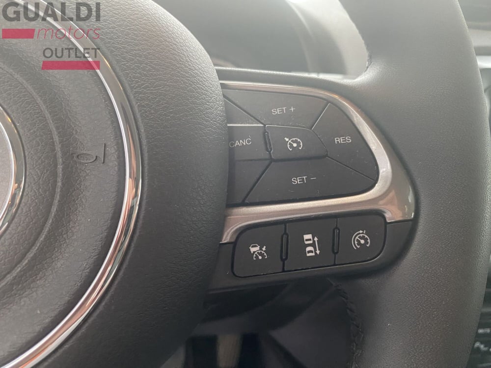 Jeep Renegade usata a Modena (12)