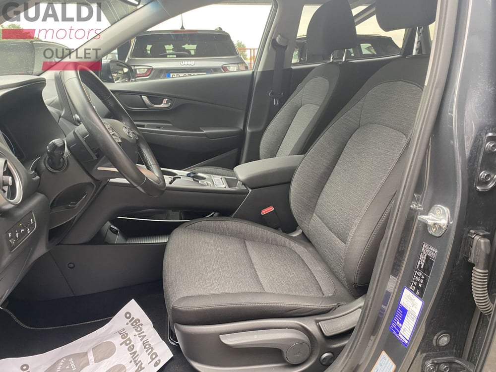 Hyundai Kona usata a Modena (12)