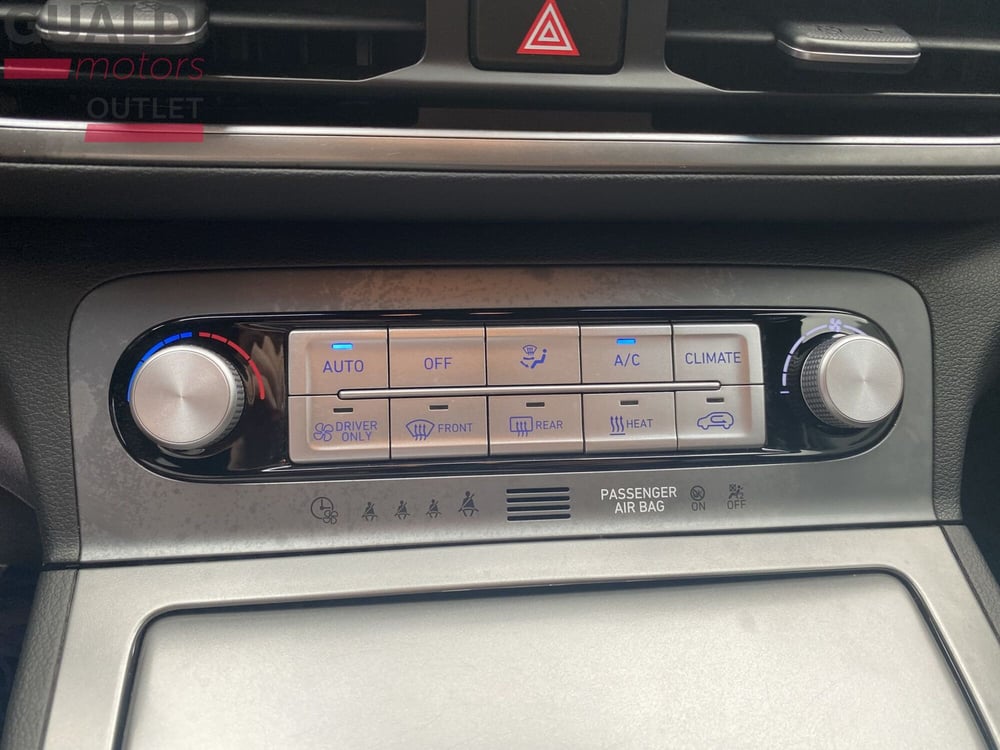 Hyundai Kona usata a Modena (6)