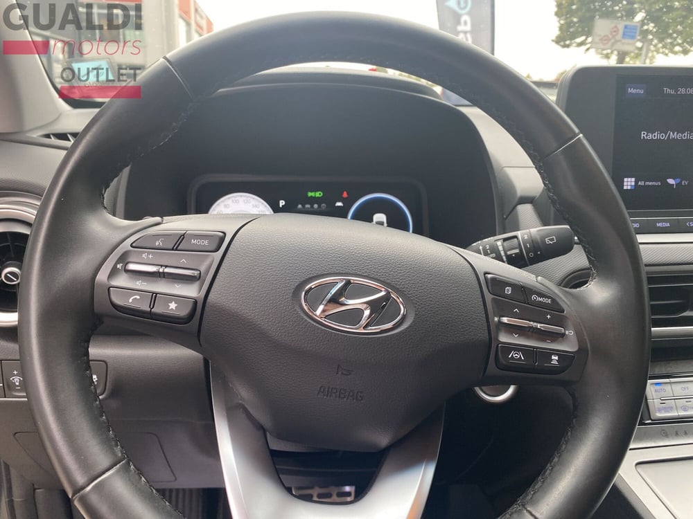 Hyundai Kona usata a Modena (8)
