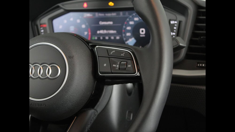 Audi A1 allstreet usata a Palermo (12)