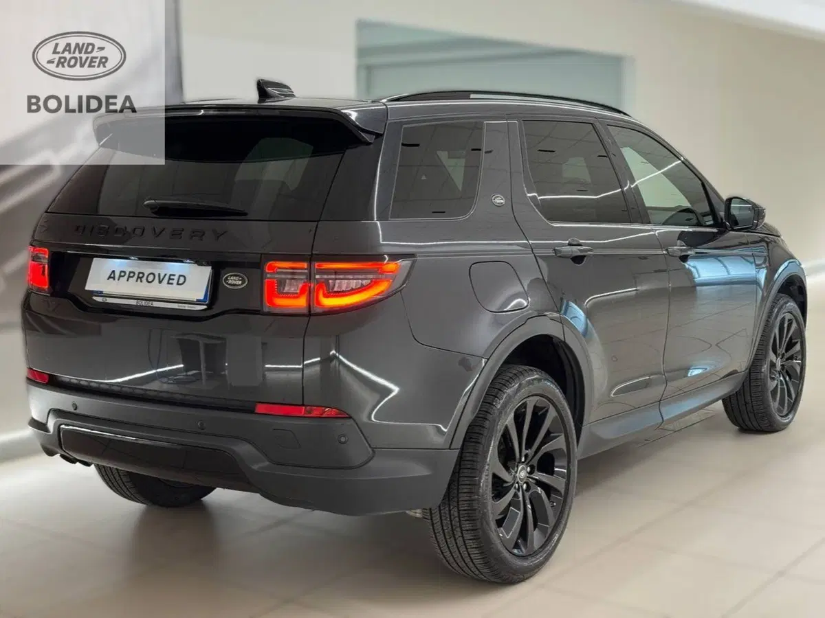 Land Rover Discovery Sport usata a Savona (6)