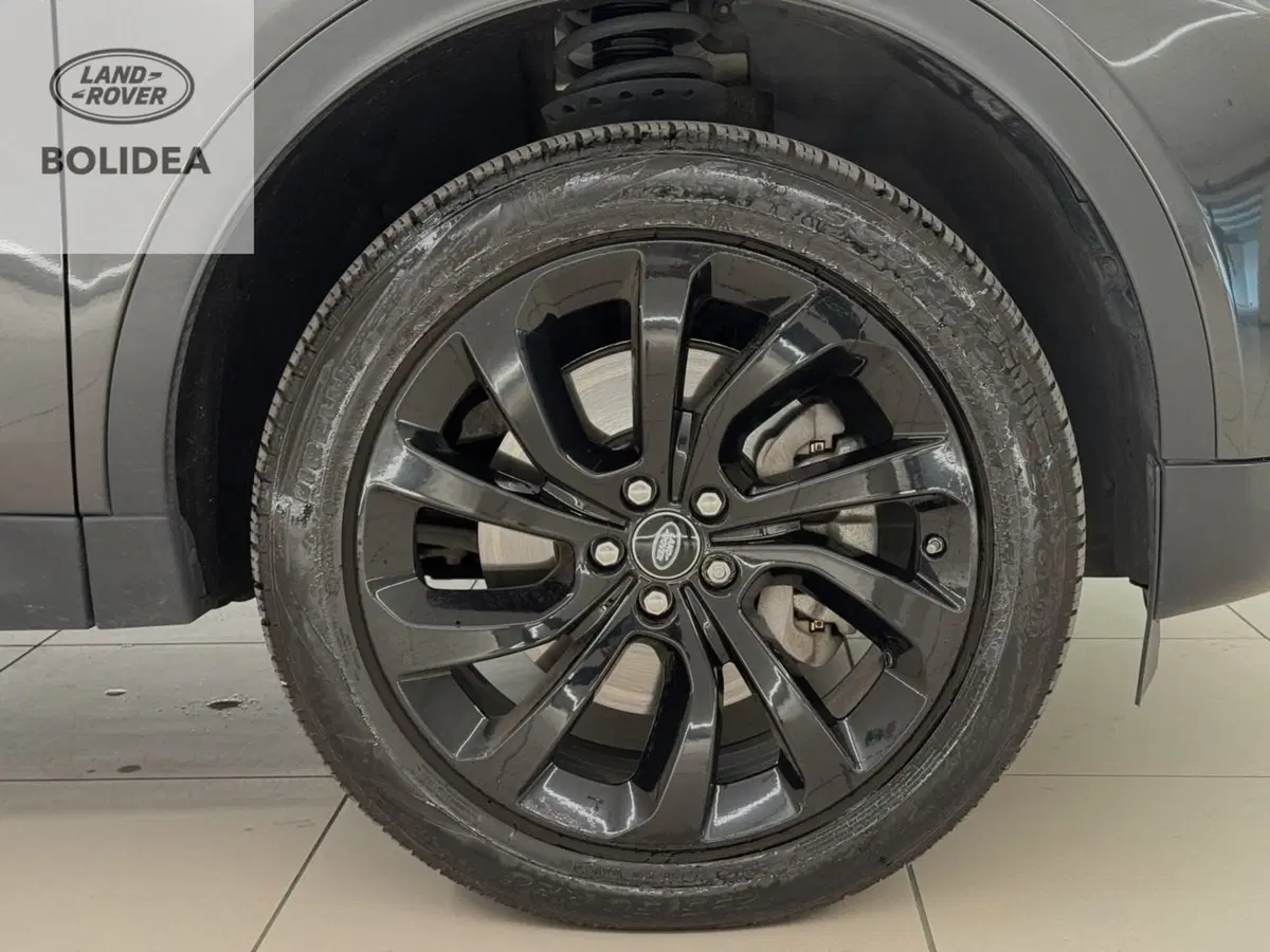 Land Rover Discovery Sport usata a Savona (7)