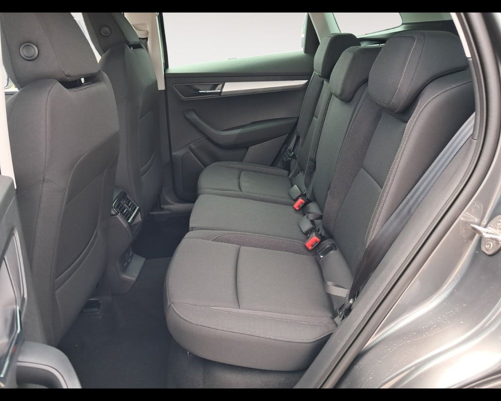 Skoda Karoq nuova a Ravenna (11)