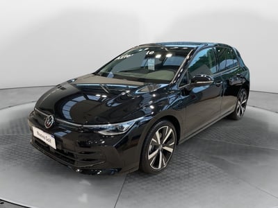 Volkswagen Golf 1.5 tsi ehybrid Edition 204cv dsg del 2025 usata a Carnago