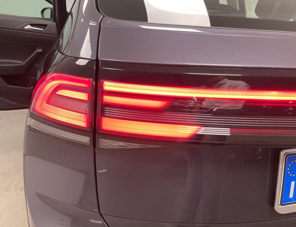 Volkswagen Taigo usata a Varese (18)