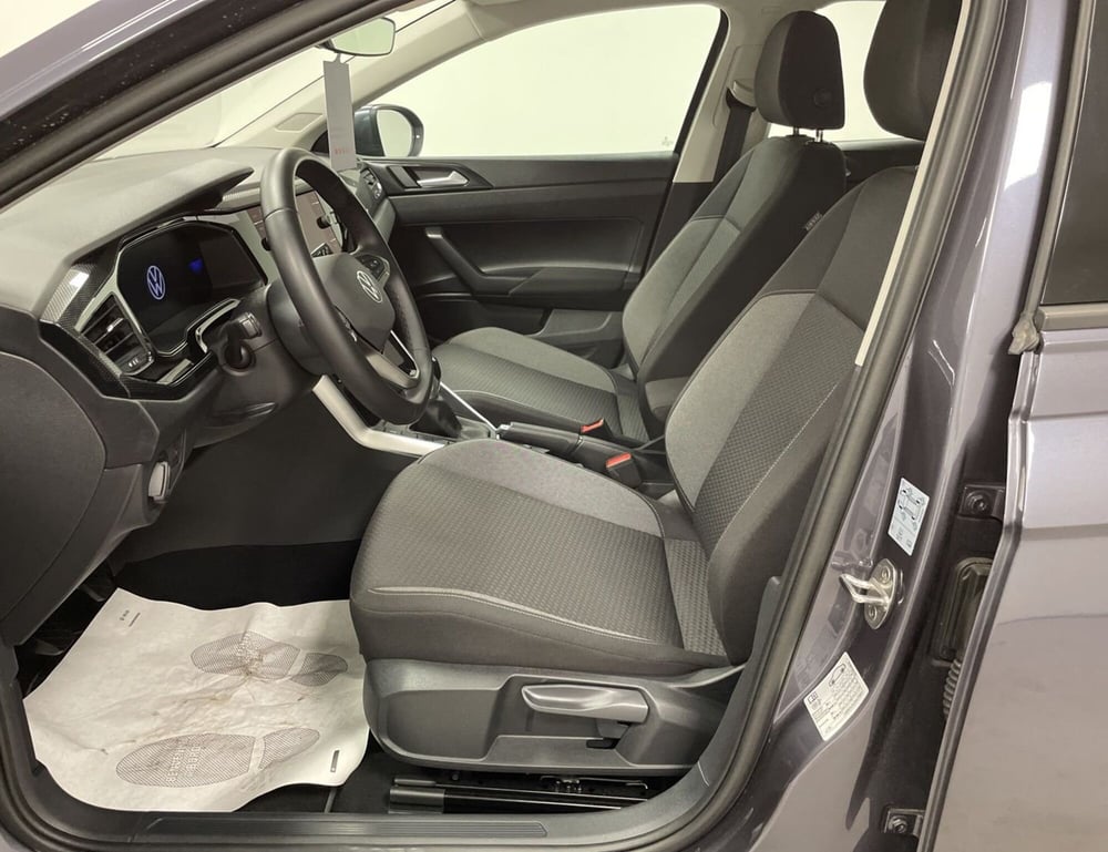 Volkswagen Taigo usata a Varese (9)