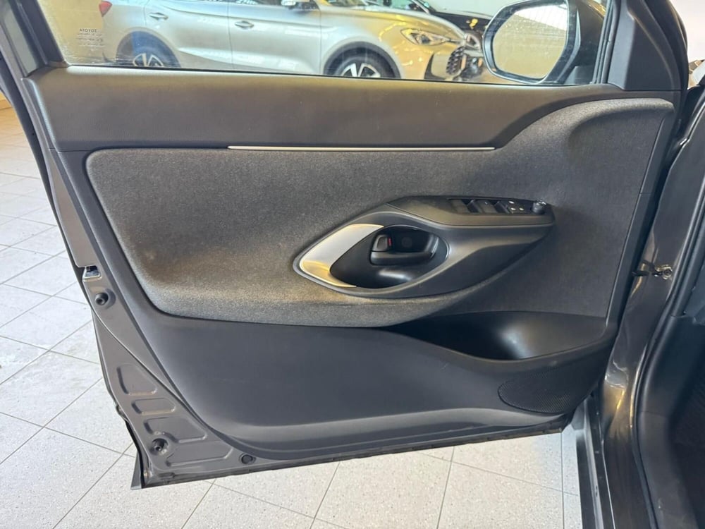 Toyota Yaris Cross usata a Monza e Brianza (18)