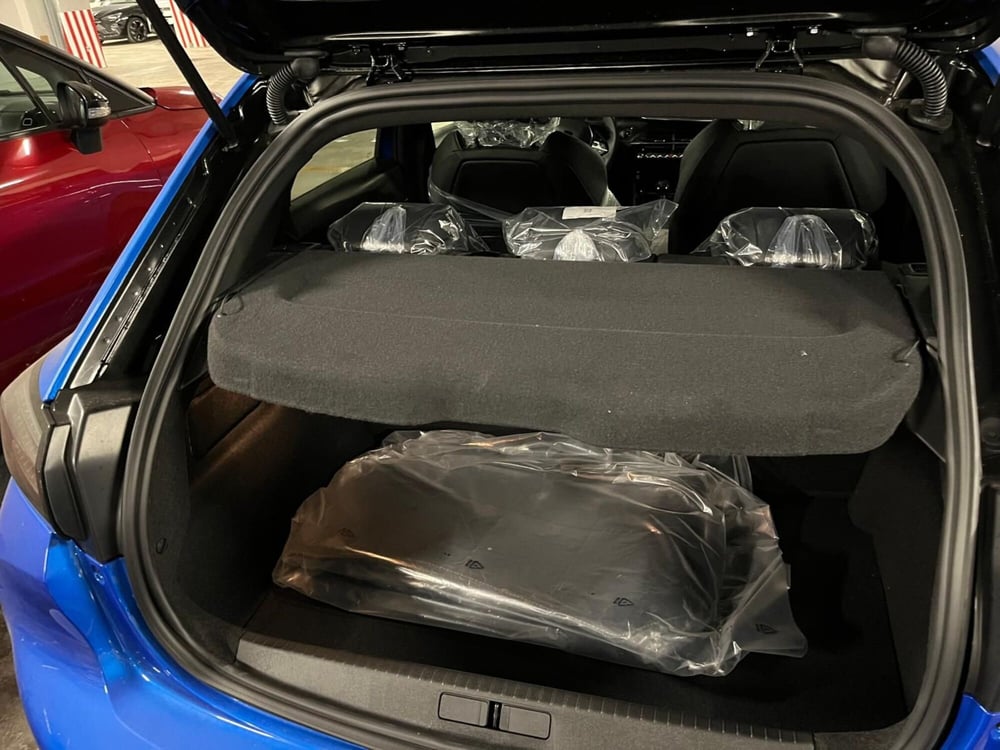 Peugeot 208 nuova a Salerno (4)