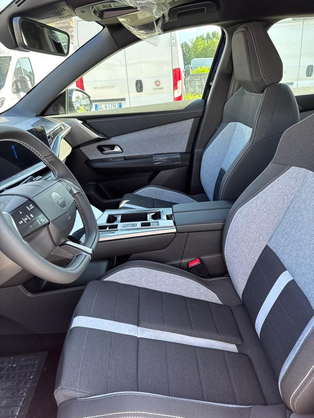 Opel Grandland nuova a Frosinone (12)