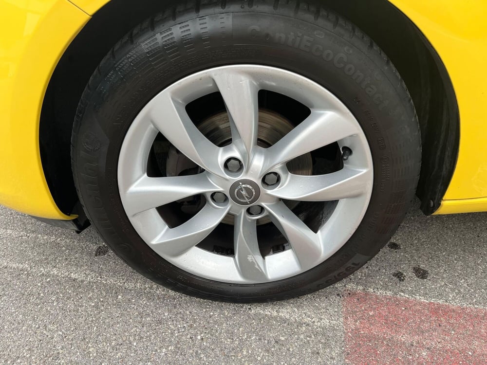 Opel Adam usata a Lucca (9)