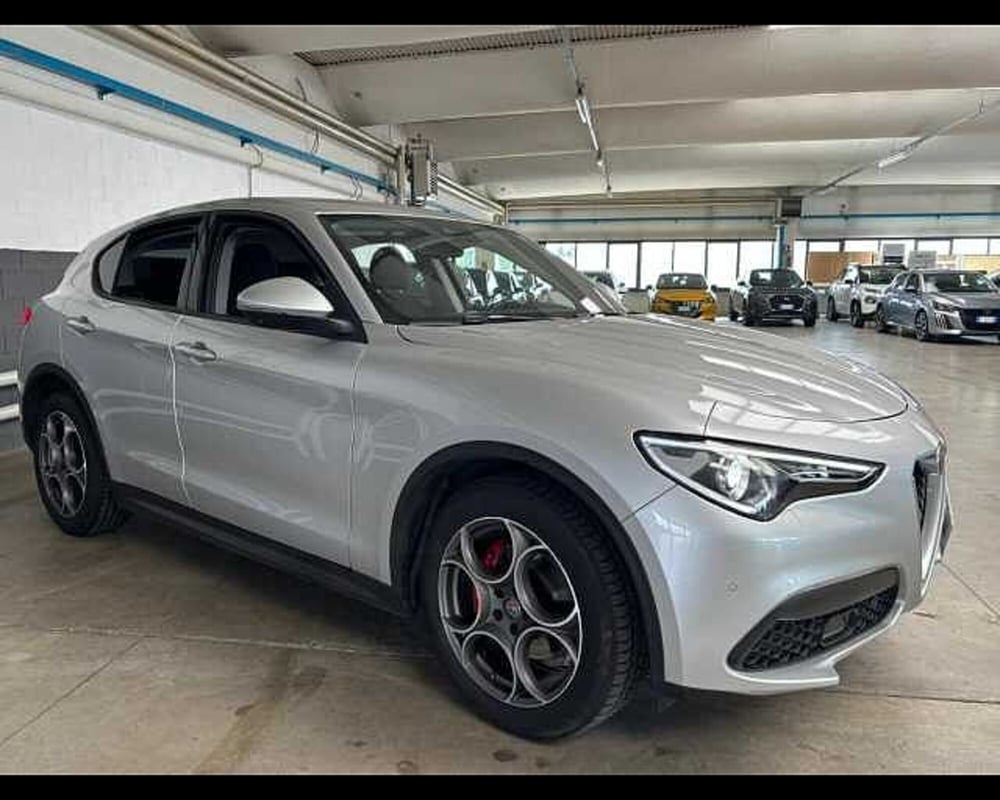 Alfa Romeo Stelvio usata a Milano (3)