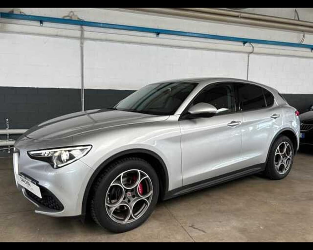 Alfa Romeo Stelvio usata a Milano (6)