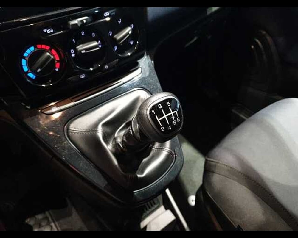 Lancia Ypsilon usata a Cuneo (16)