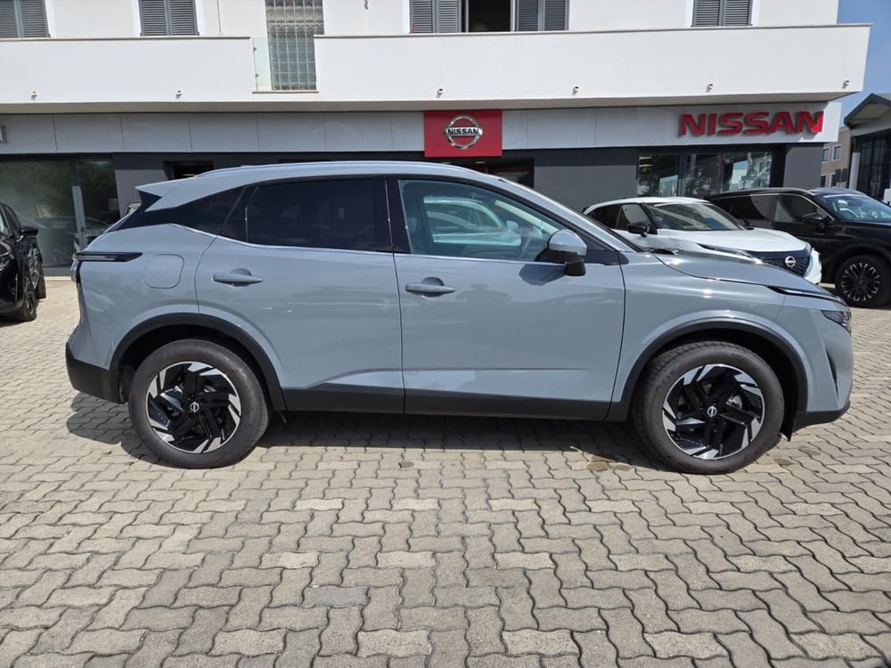 Nissan Qashqai nuova a Macerata (6)