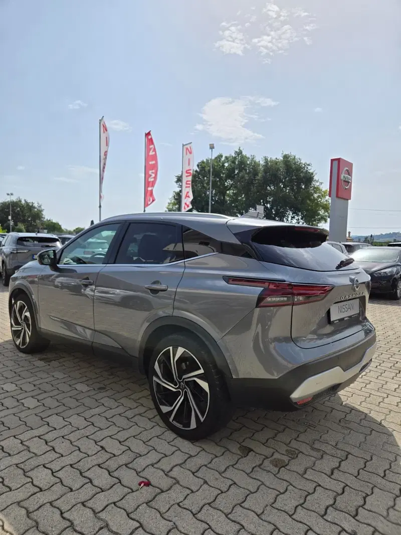 Nissan Qashqai usata a Macerata (7)