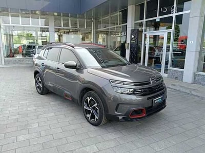 Citroen C5 Aircross Aircross PureTech 130 S&amp;S EAT8 Shine Pack del 2022 usata a Magenta