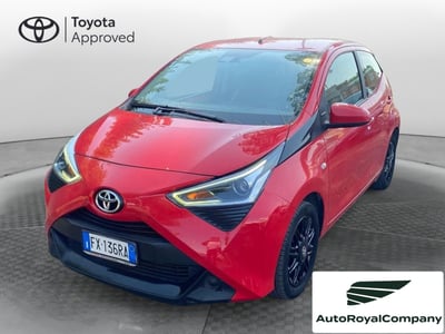 Toyota Aygo 1.0 VVT-i 72 CV 5 porte x-play del 2019 usata a Roma