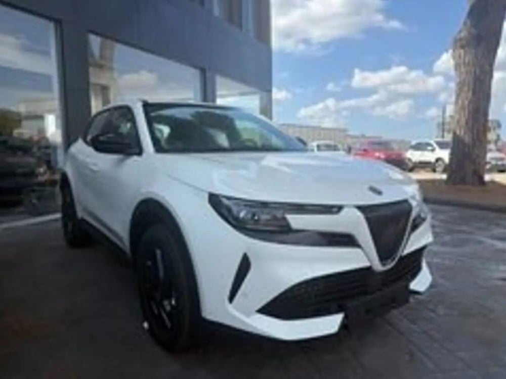 Alfa Romeo Junior nuova a Latina