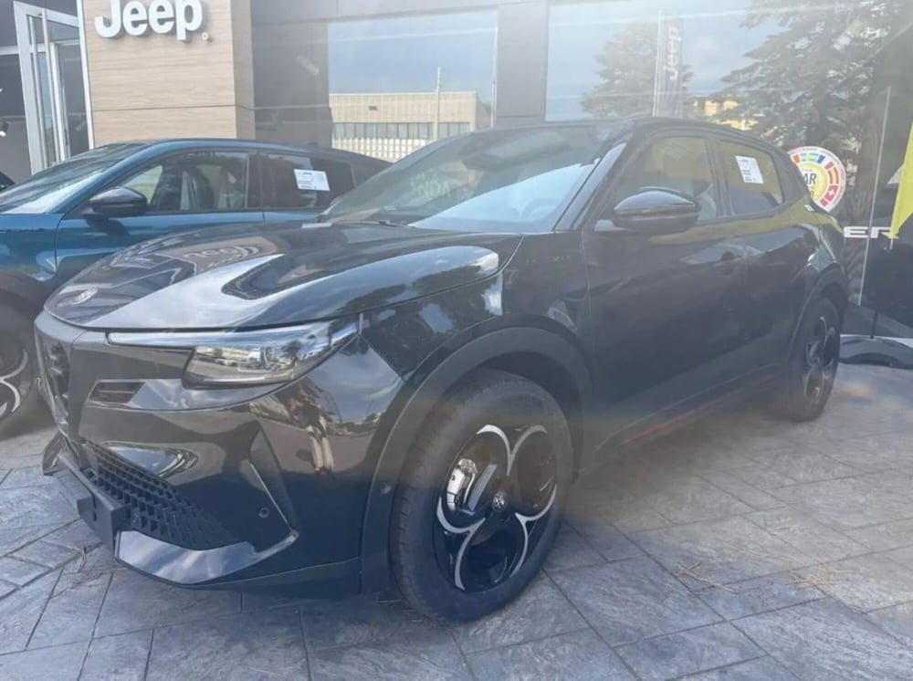 Alfa Romeo Junior nuova a Latina (3)