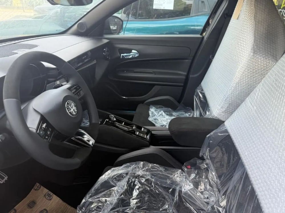 Alfa Romeo Junior nuova a Latina (4)