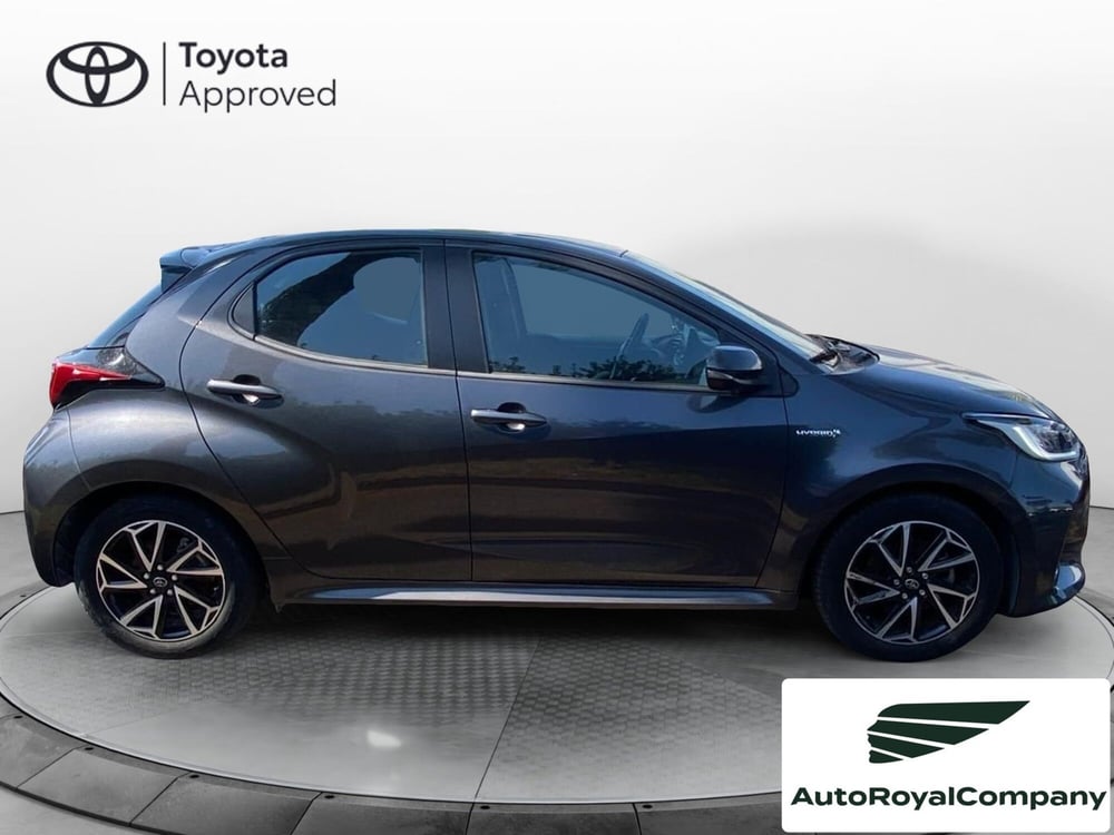 Toyota Yaris usata a Roma (11)