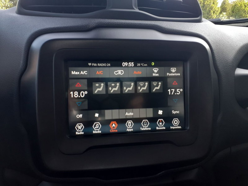 Jeep Renegade usata a Modena (14)