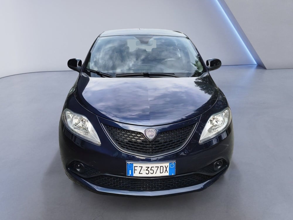 Lancia Ypsilon usata a Padova