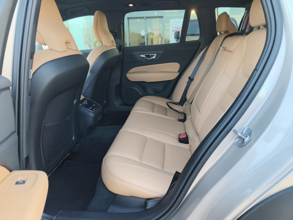 Volvo V60 Cross Country usata a Reggio Calabria (15)
