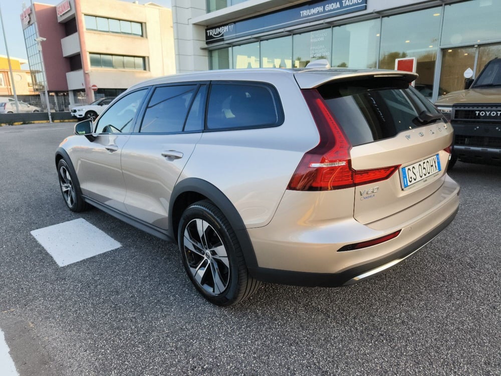 Volvo V60 Cross Country usata a Reggio Calabria (3)